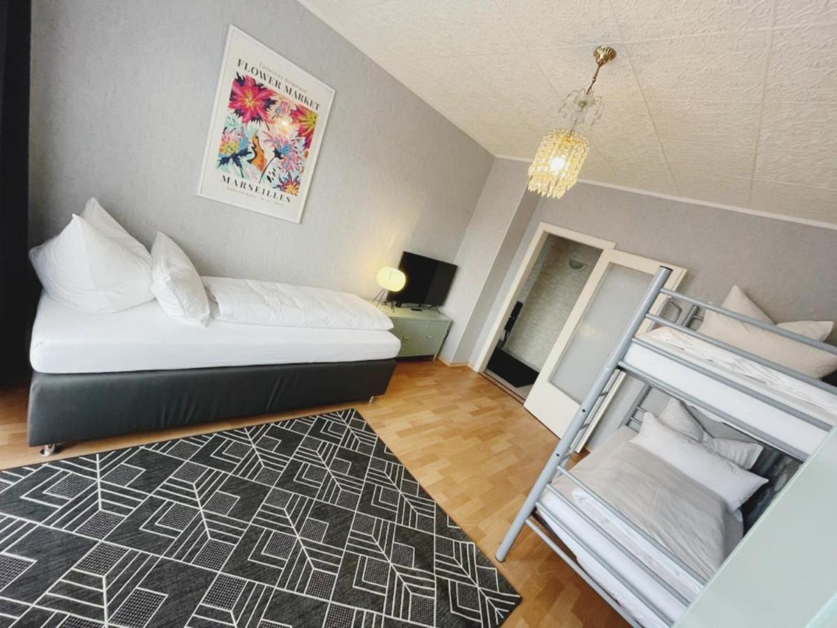 Apartment An Den Saarterrassen ซาร์บรึคเคน ภายนอก รูปภาพ